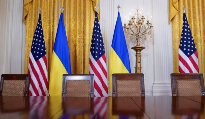 Пакети військової допомоги для України
