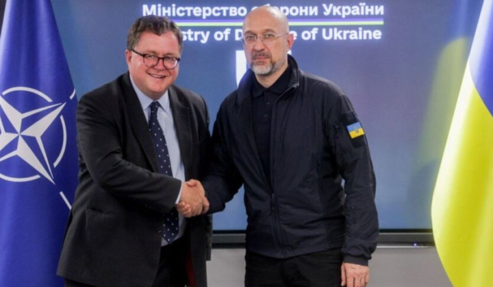 Фінансування закупівлі американської зброї для України