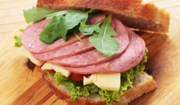 Ціни на ковбасу та сир зросли