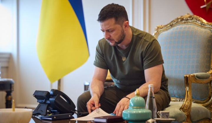 Політико назвав наїзником України