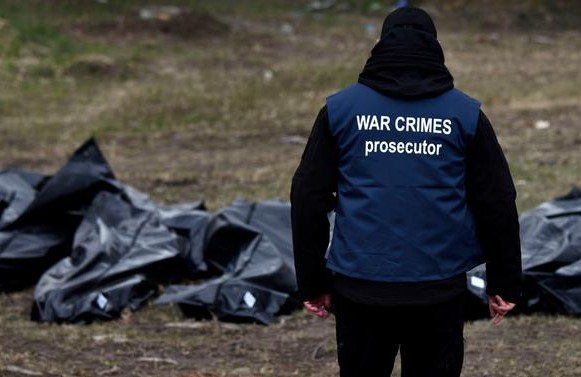 Країни Заходу допомагають розслідувати воєнні злочини