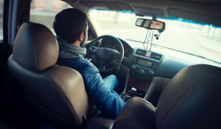 Українці замість паспортів можуть використовувати ID-картки для повернення прав