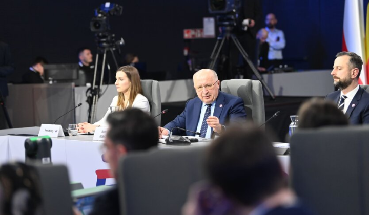 Еврокомиссар по обороне: Россия готовится проверить 5 статью договора НАТО до 2030 года