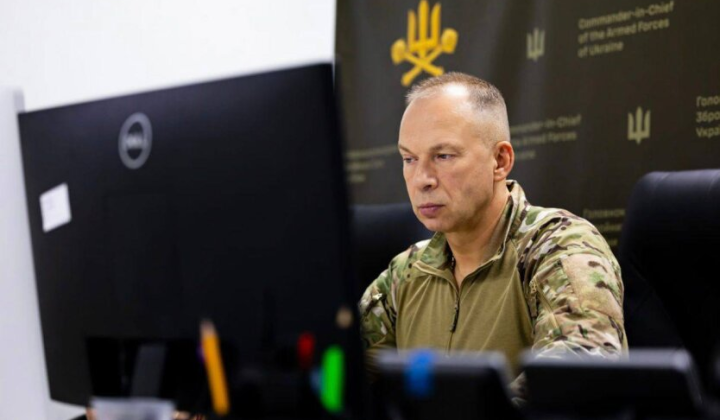 Сирский проверяет группировку войск «Курск» на границе