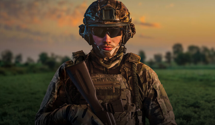 Военные подписали контракт 18-24 лет