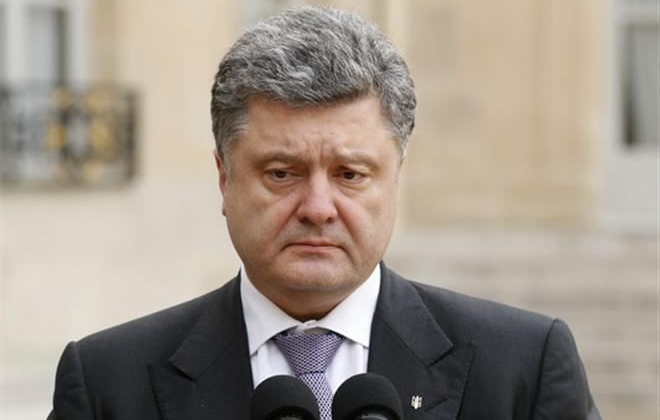 Зображення: Порошенко на прес-конференції