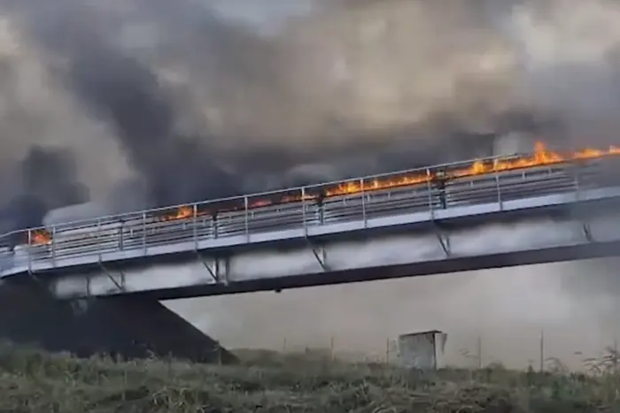 Згорілий вугільний конвеєр на Сахаліні