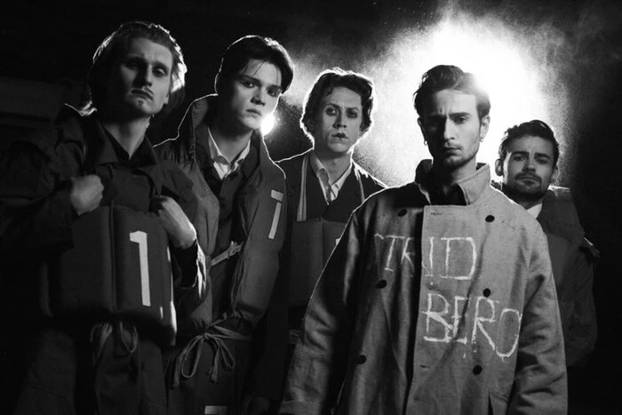 Изображение поэта Николая Винграновского и группы Schmalgauzen