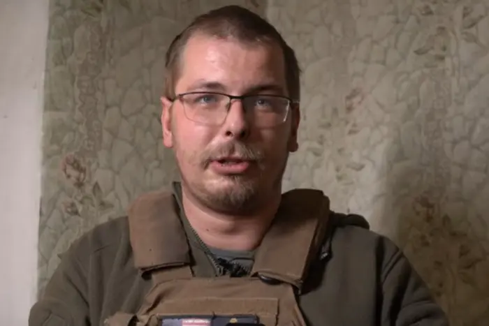 Санітарний інструктор розкрив вміст аптечки окупанта