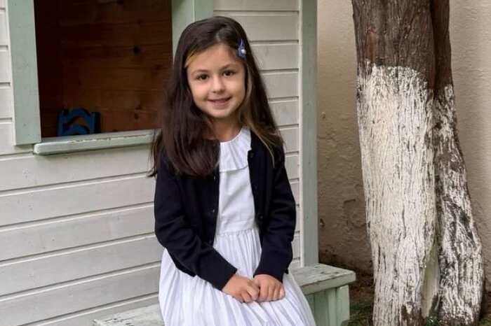 Донька Михайла Саакашвілі на першому уроці