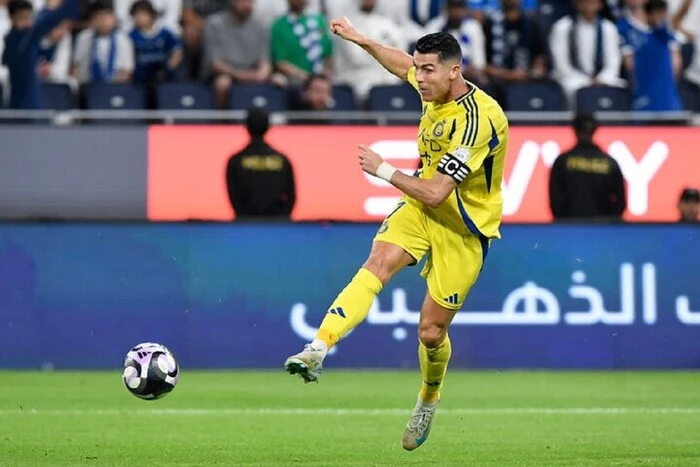 Роналду первый футболист-миллиардер