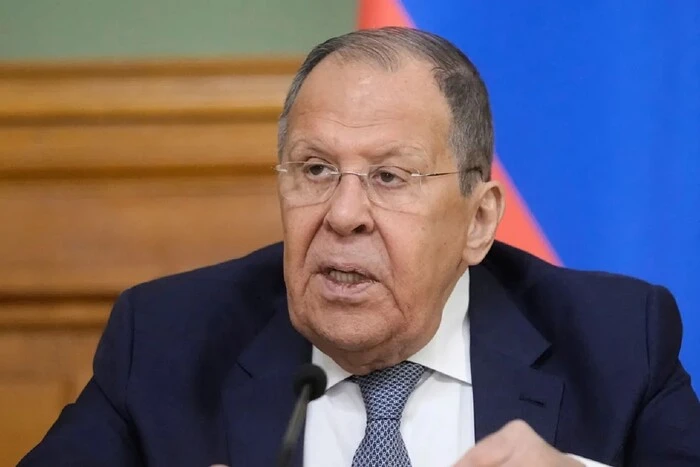 Лавров вимагає визнання російської мови