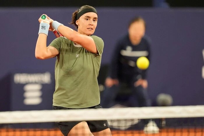 Kalinina knocks Snigur out of Eastbourne Open