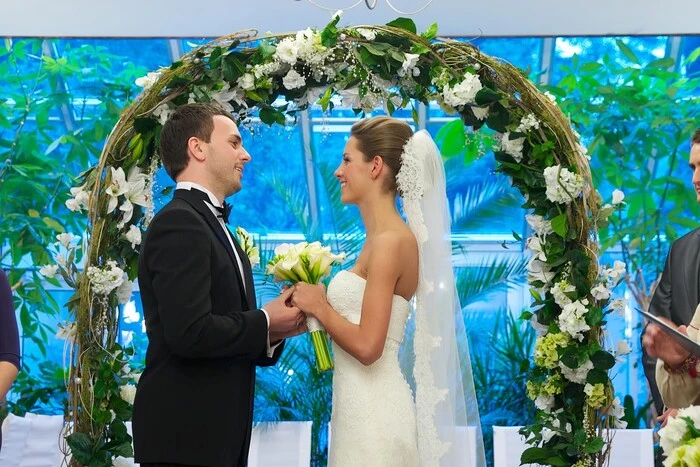 Ведучий шоу «Холостяк» святкує річницю весілля