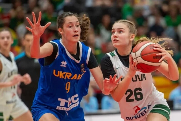 Девушки баскетбольной сборной Украины U-18