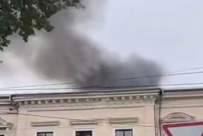 Пожар в гостинице в центре Черновцов