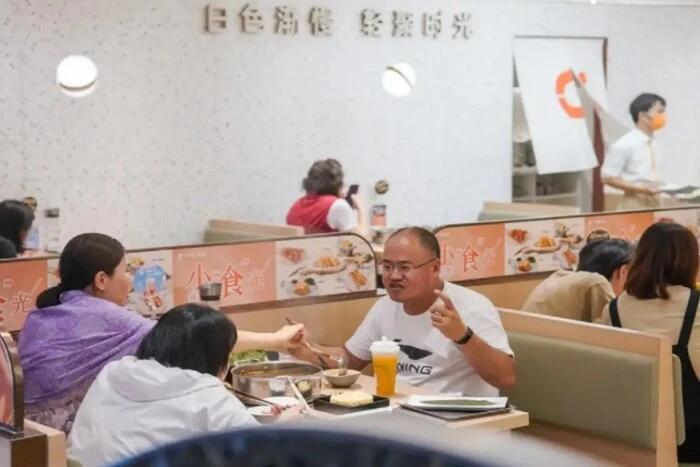 Си Цзиньпин запретил ходить в рестораны