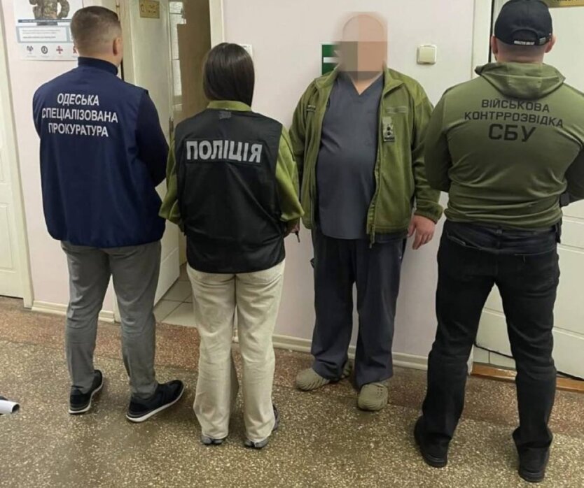 Задержанный начальник требовал взятку за заключение ВЛК