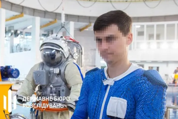 Бывшего военного летчика устраивают в тюрьму