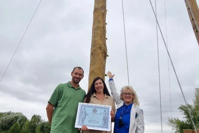 Рекордна гойдалка у Волинській області