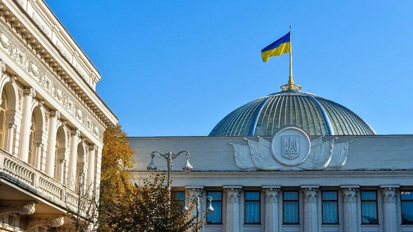 Рада поддержала проект Зеленского о НАБУ и САП