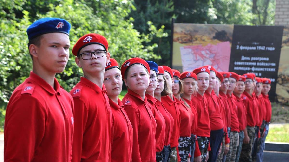 Оккупанты мобилизуют подростков из ОРДЛО