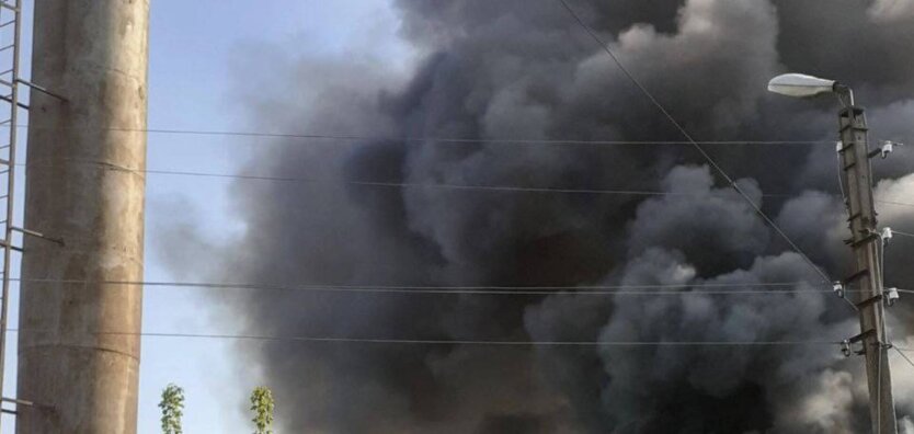 Наслідки удару по заводу 