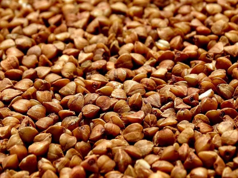 Українці розмелювали гречку, заняті лінією гроші