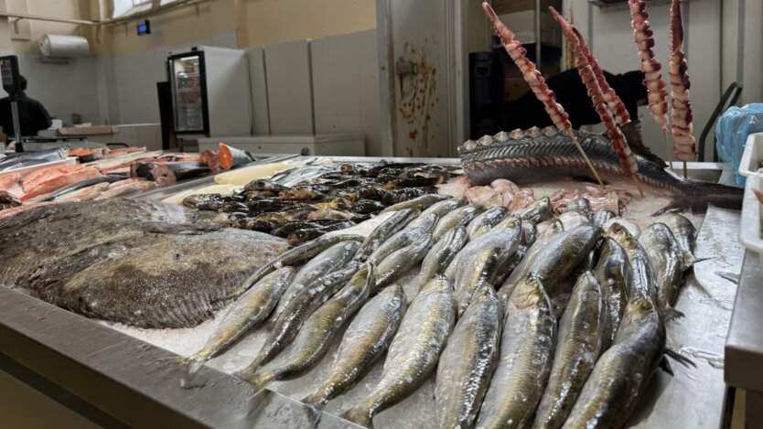 Фото рыбы на тарелке