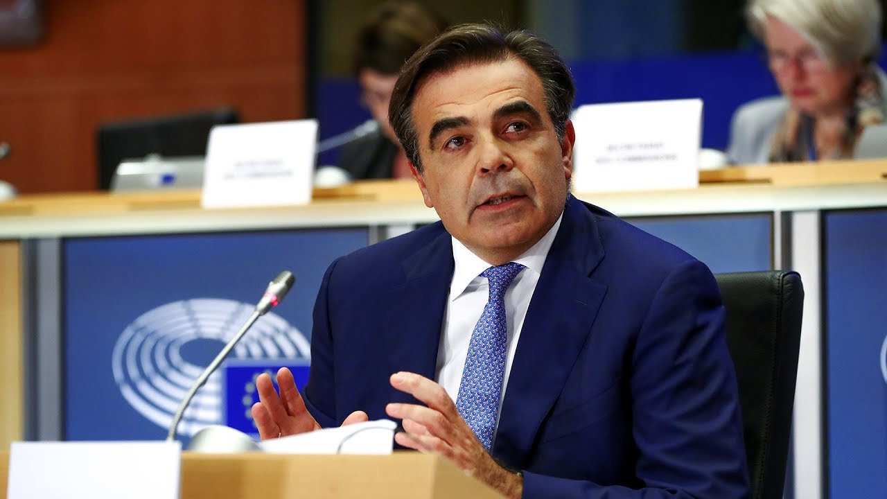 Вантажівка з мігрантами проходить кордон ЄС