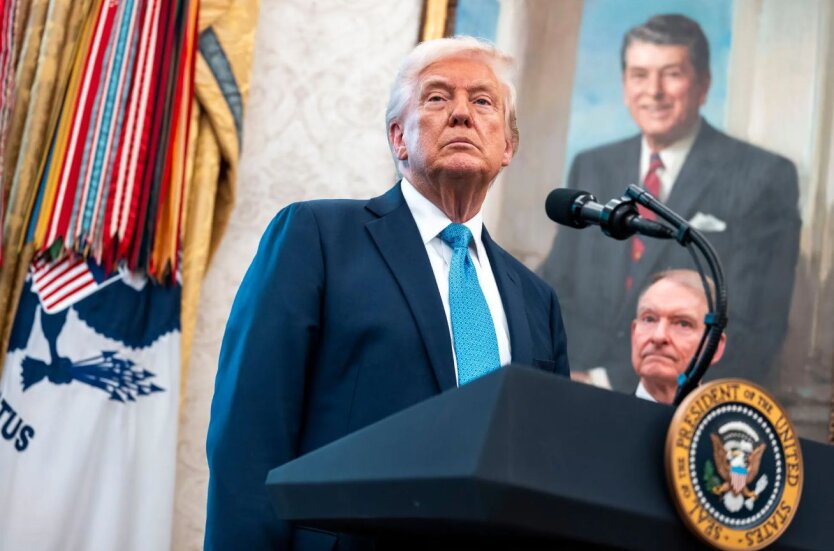 Редакція The New York Post і фото Трампа