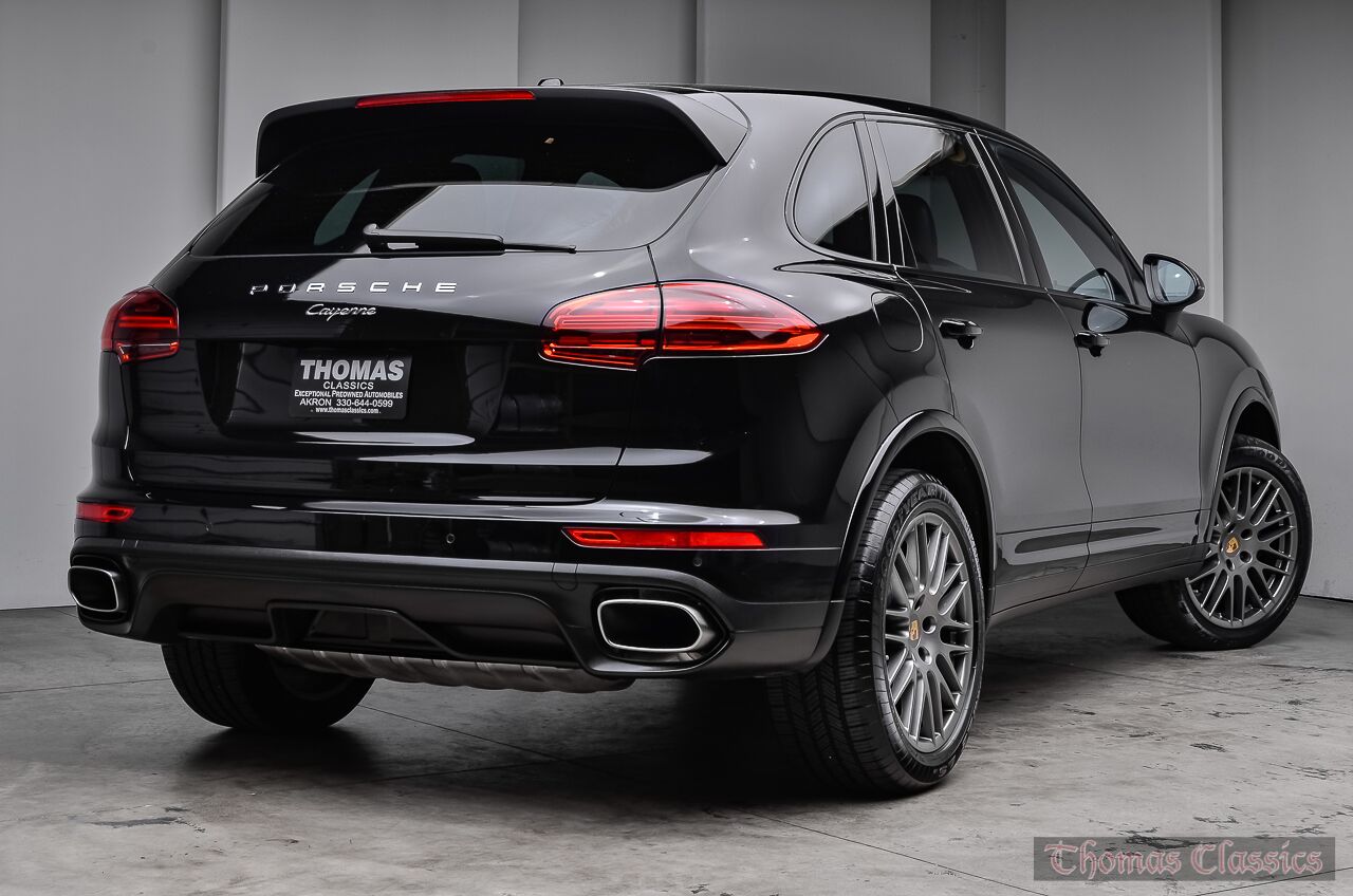 Розкішний Porsche з'явиться в Україні