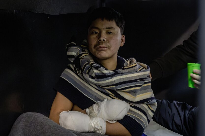 Допрос плененных солдатов КНДР