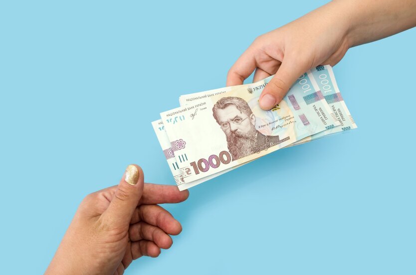 Участок фабрики с рабочими