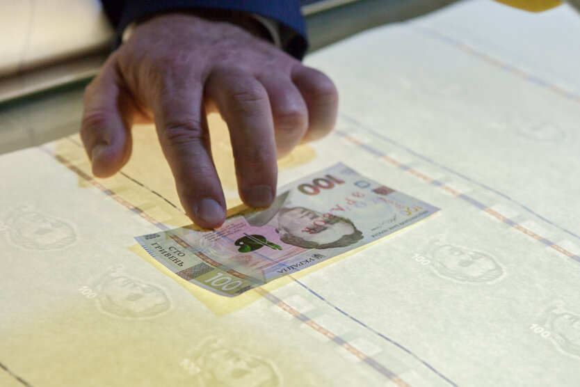 ПФУ объяснил условия финансирования похорон