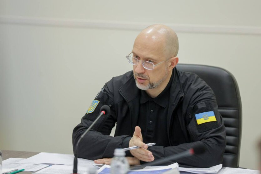 Коллизия между Шмыгалем и Умеровым