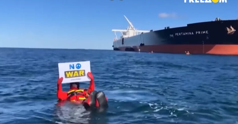 Gas and oil energy under fire